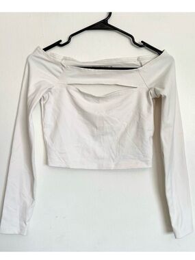 Abercrombie and fitch ivory white cut out off the shoulder long sleeve crop top